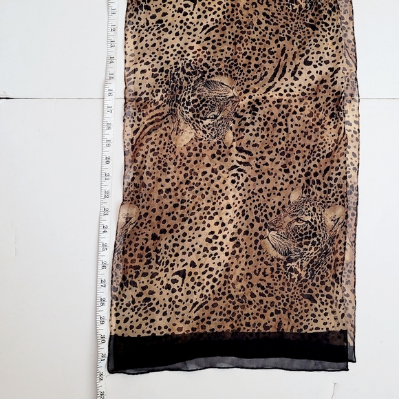 Leopard sheer scarf - Picture 5 of 6